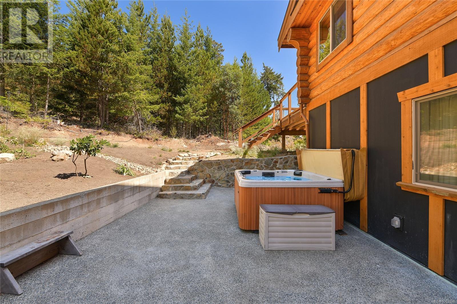  4250 GOLDSTREAM HEIGHTS Drive, Malahat