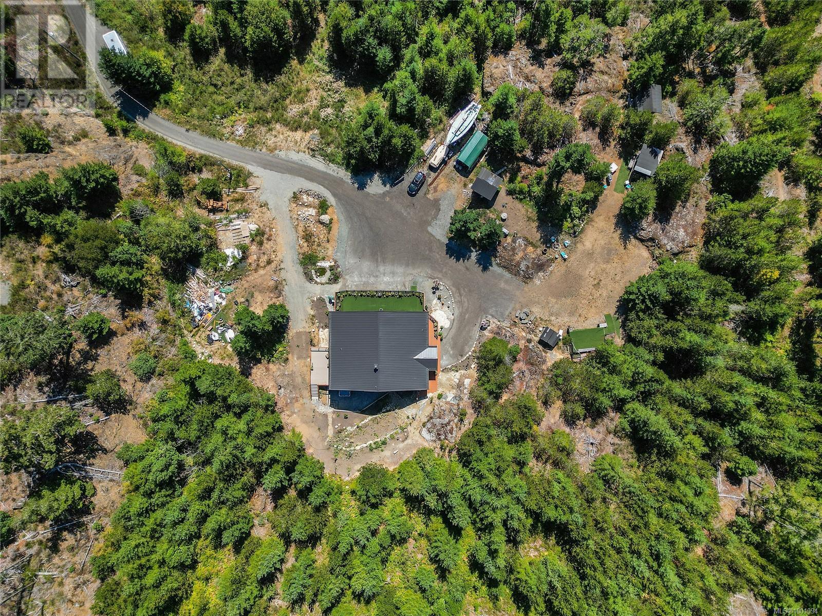  4250 GOLDSTREAM HEIGHTS Drive, Malahat
