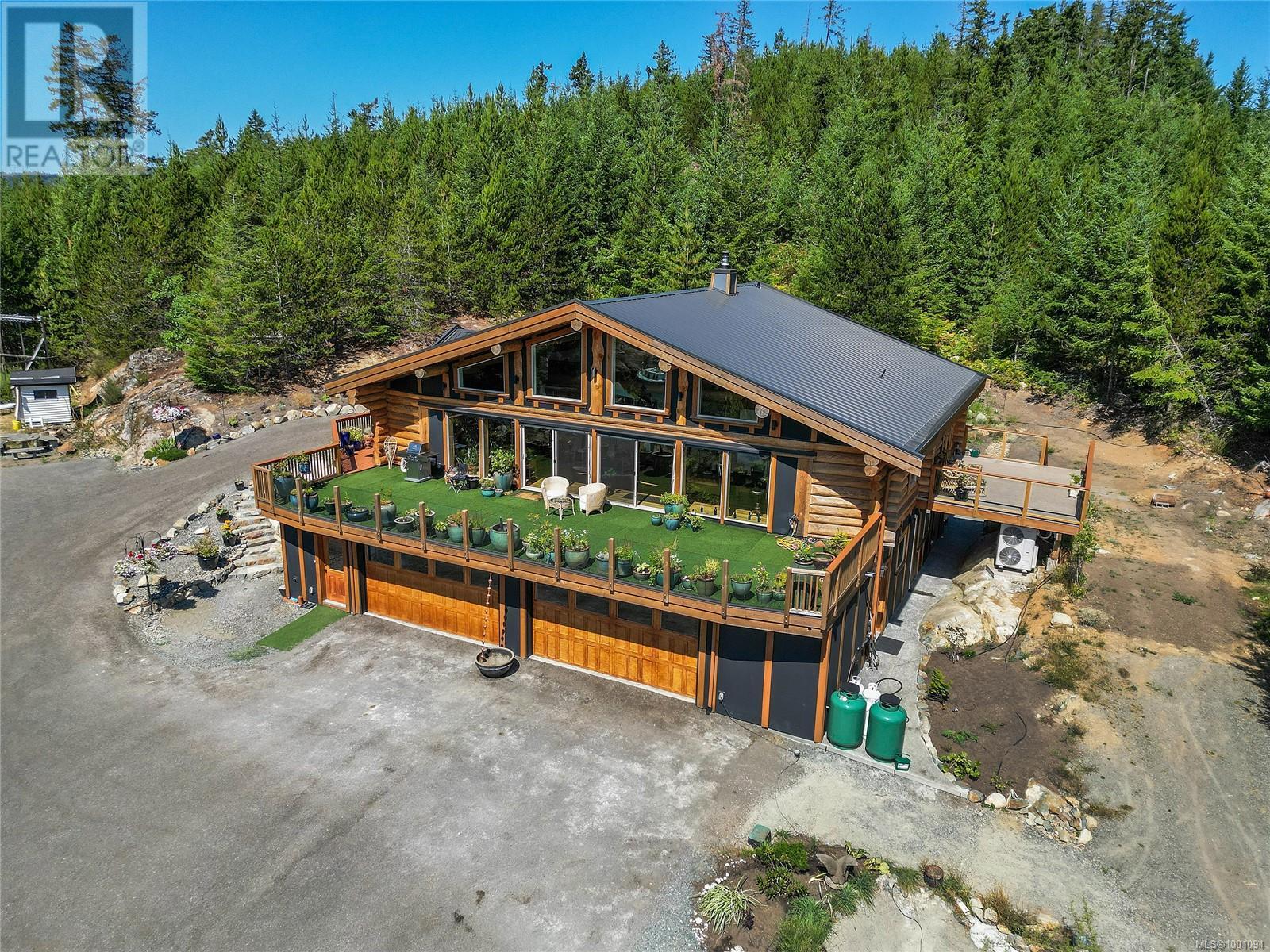  4250 GOLDSTREAM HEIGHTS Drive, Malahat