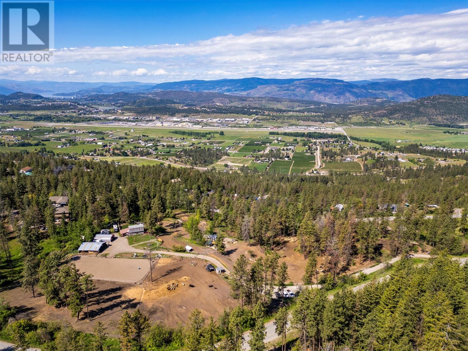 5974 Farmers Drive, Kelowna