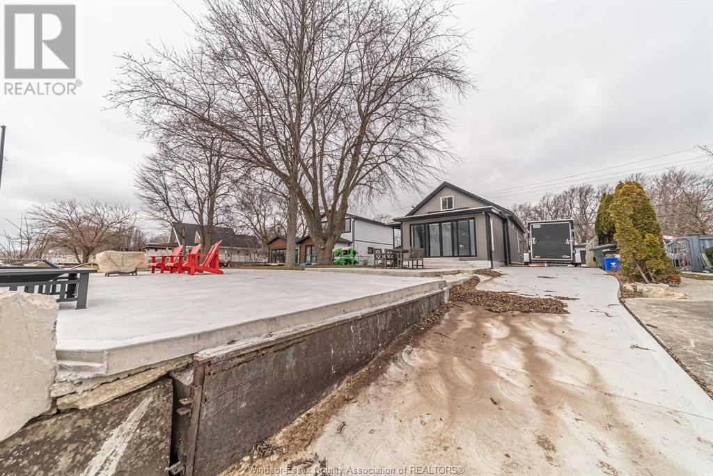 Photo 44 of 551 Heritage, Kingsville ON