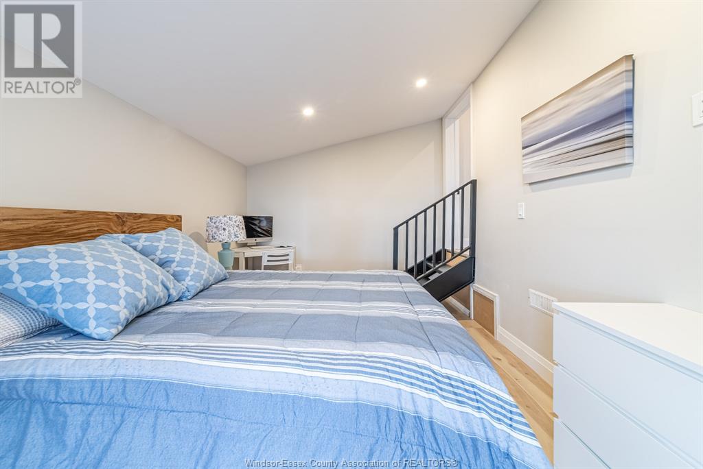 Photo 8 of 551 Heritage, Kingsville ON