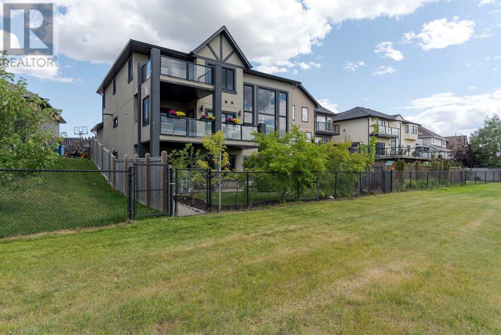 243 Wild Rose Street, Fort McMurray
