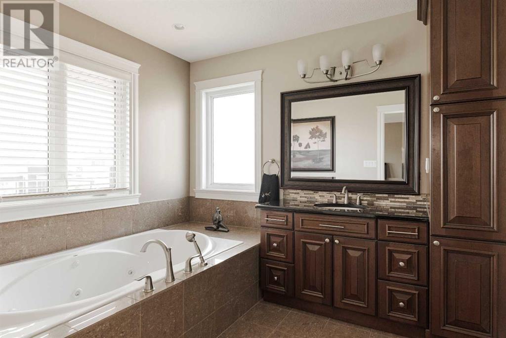243 Wild Rose Street, Fort McMurray