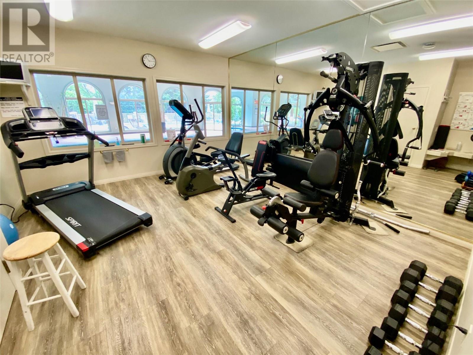 355 550 Yates Road, Kelowna