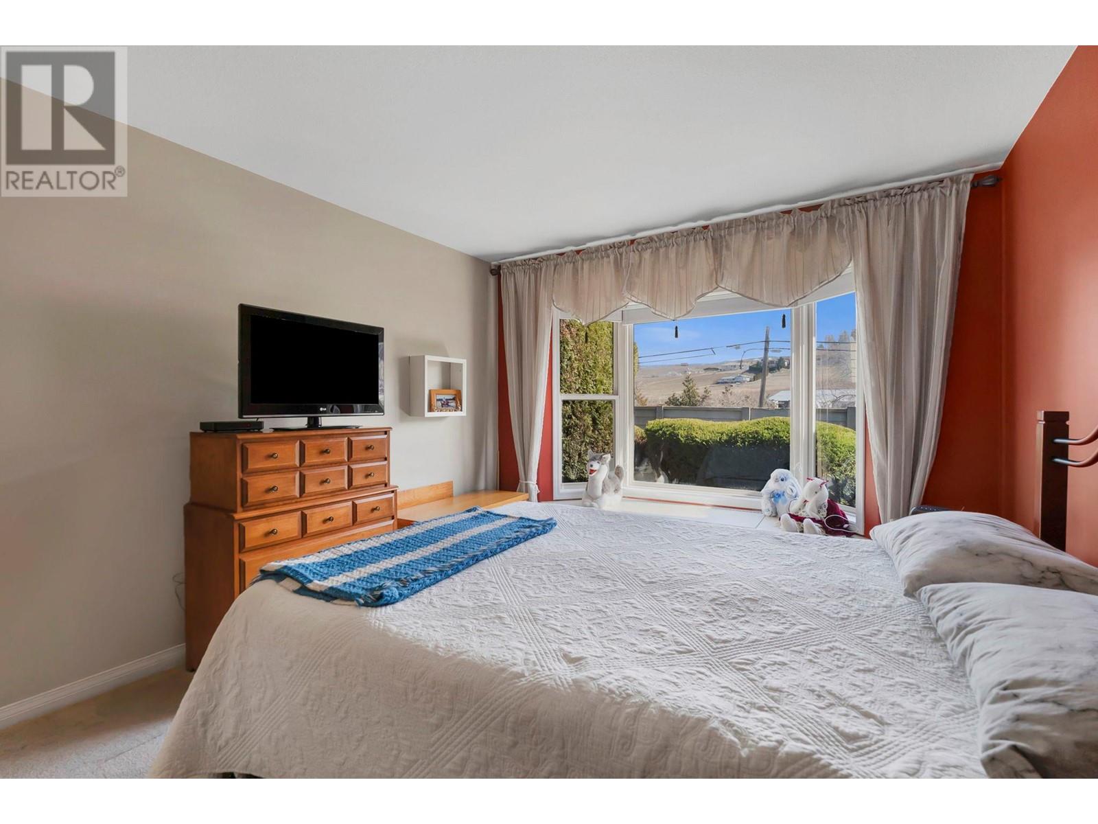 355 550 Yates Road, Kelowna