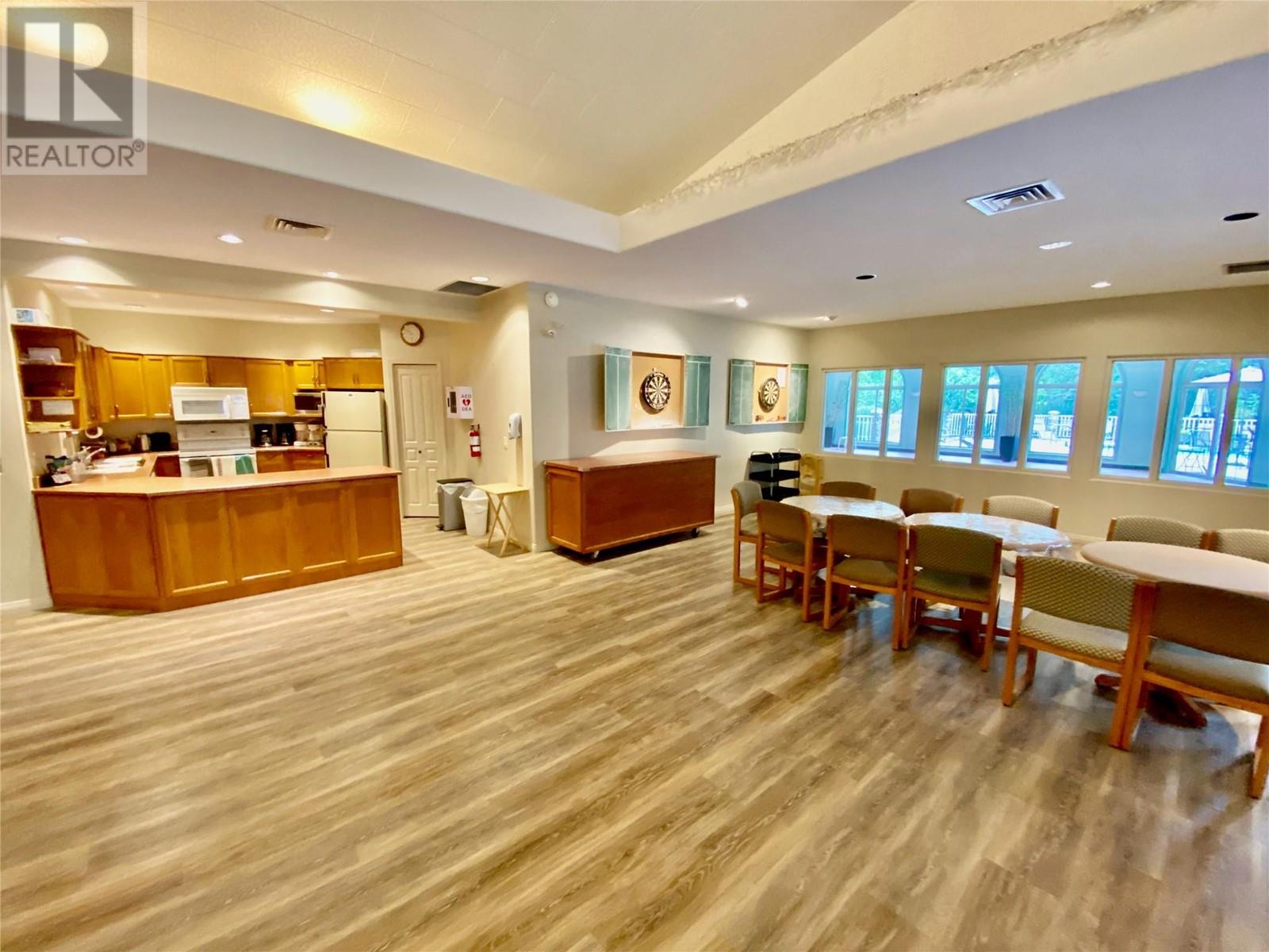 355 550 Yates Road, Kelowna