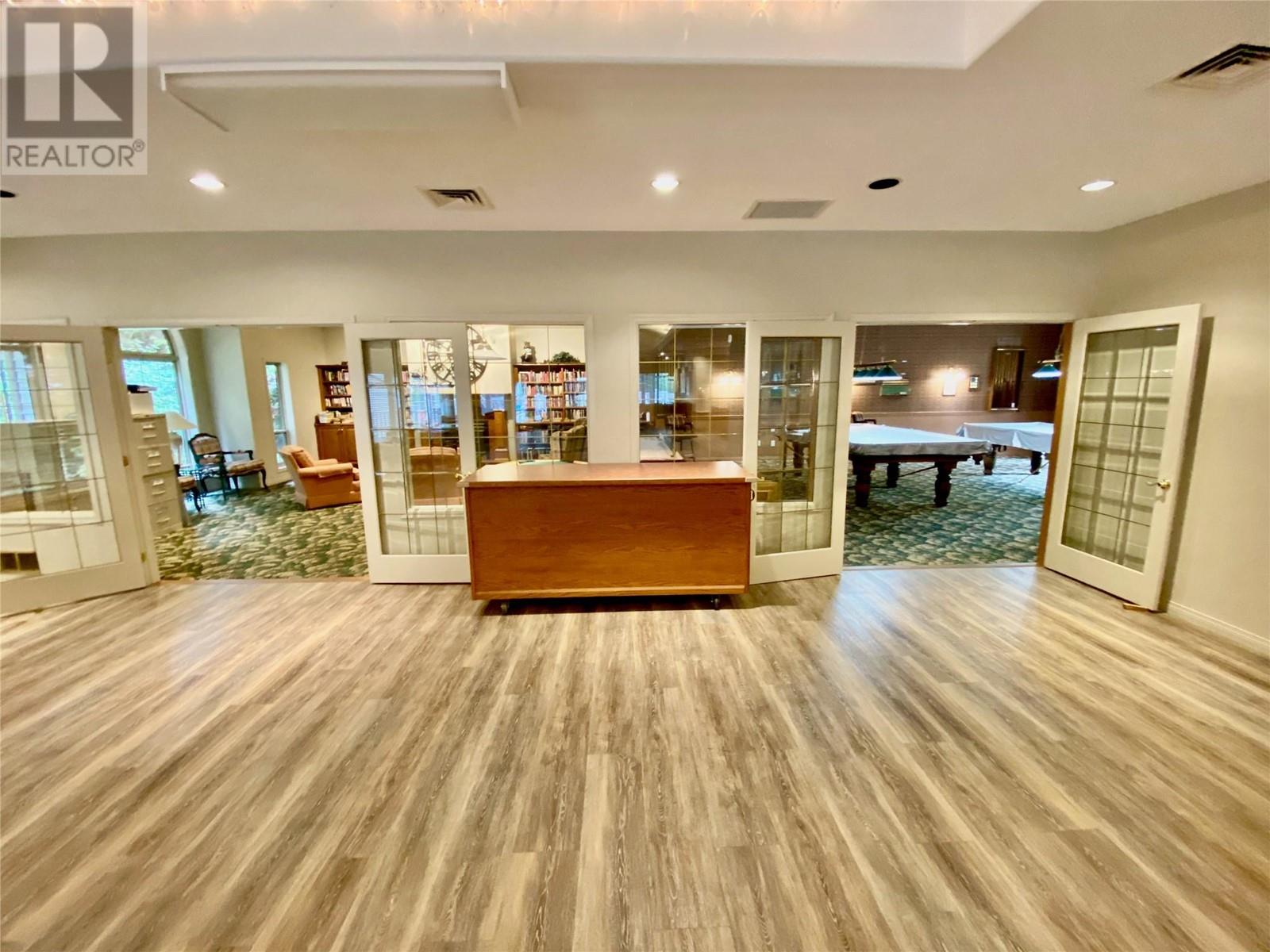 355 550 Yates Road, Kelowna