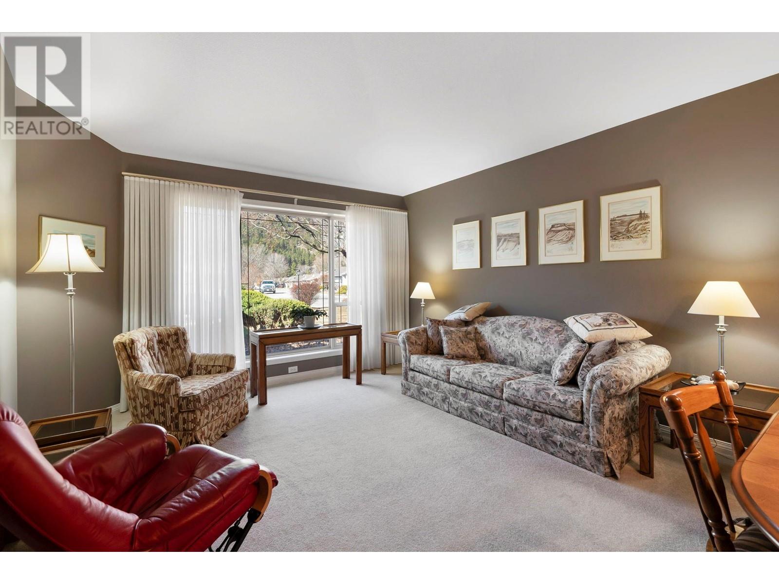 355 550 Yates Road, Kelowna