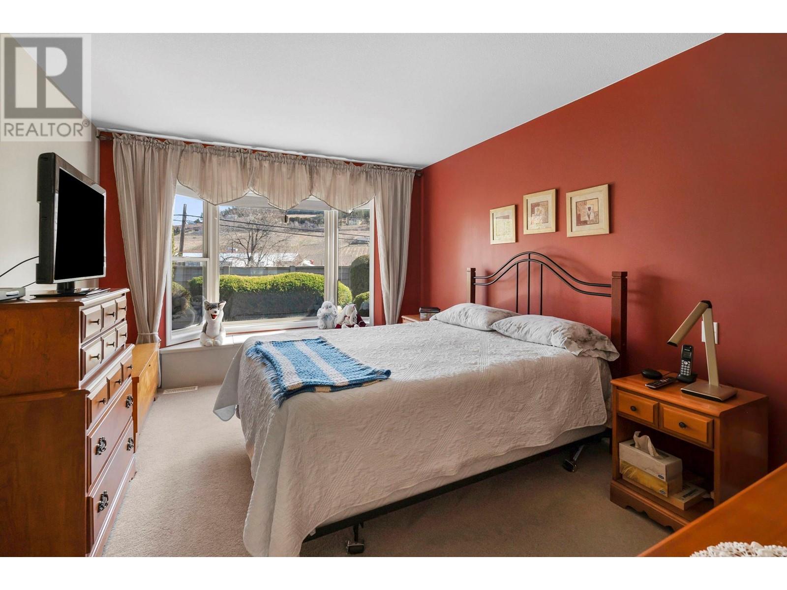 355 550 Yates Road, Kelowna