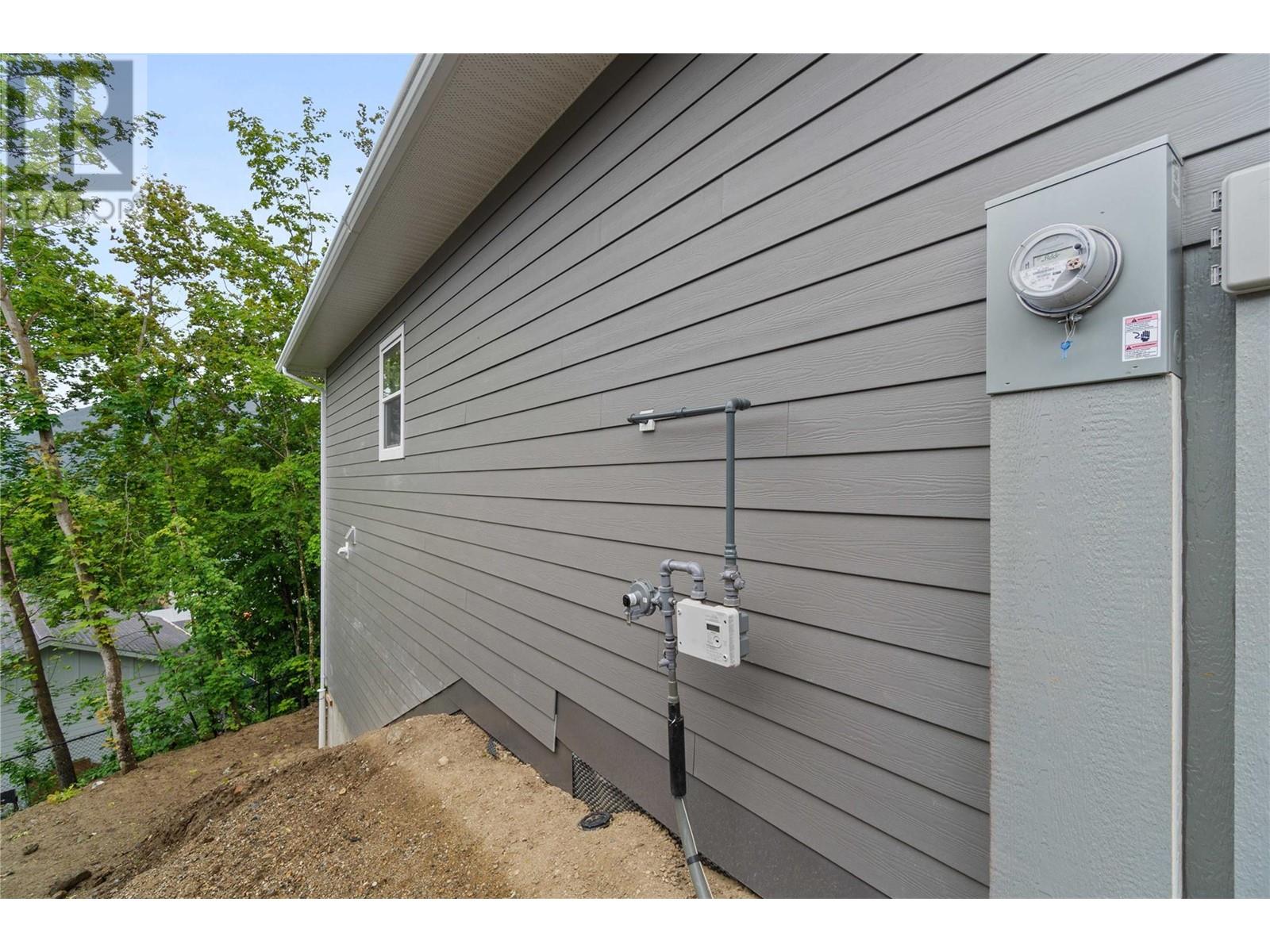Photo 15 of 806 Cliff Avenue Unit 104, Enderby BC