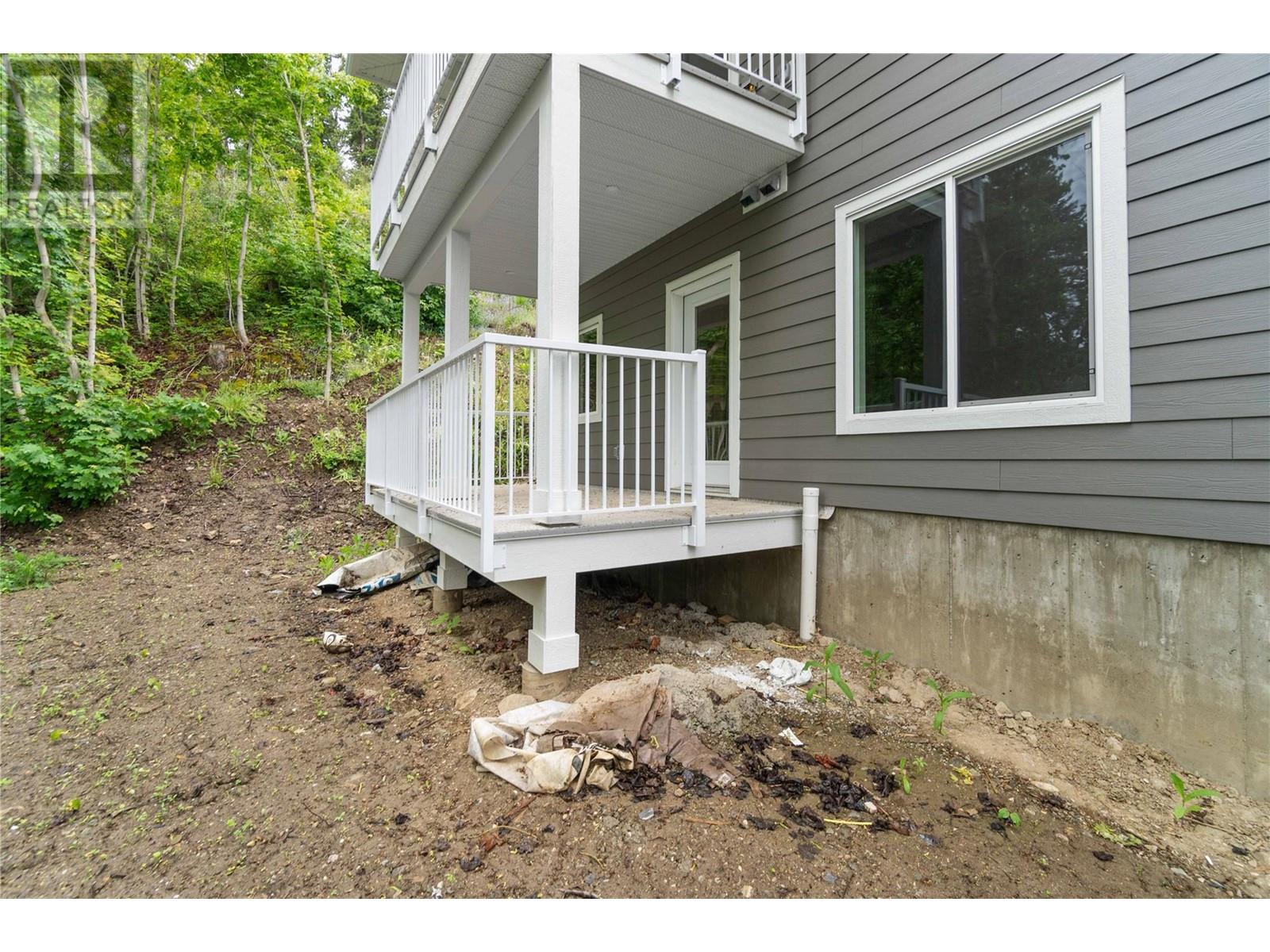 Photo 32 of 806 Cliff Avenue Unit 104, Enderby BC
