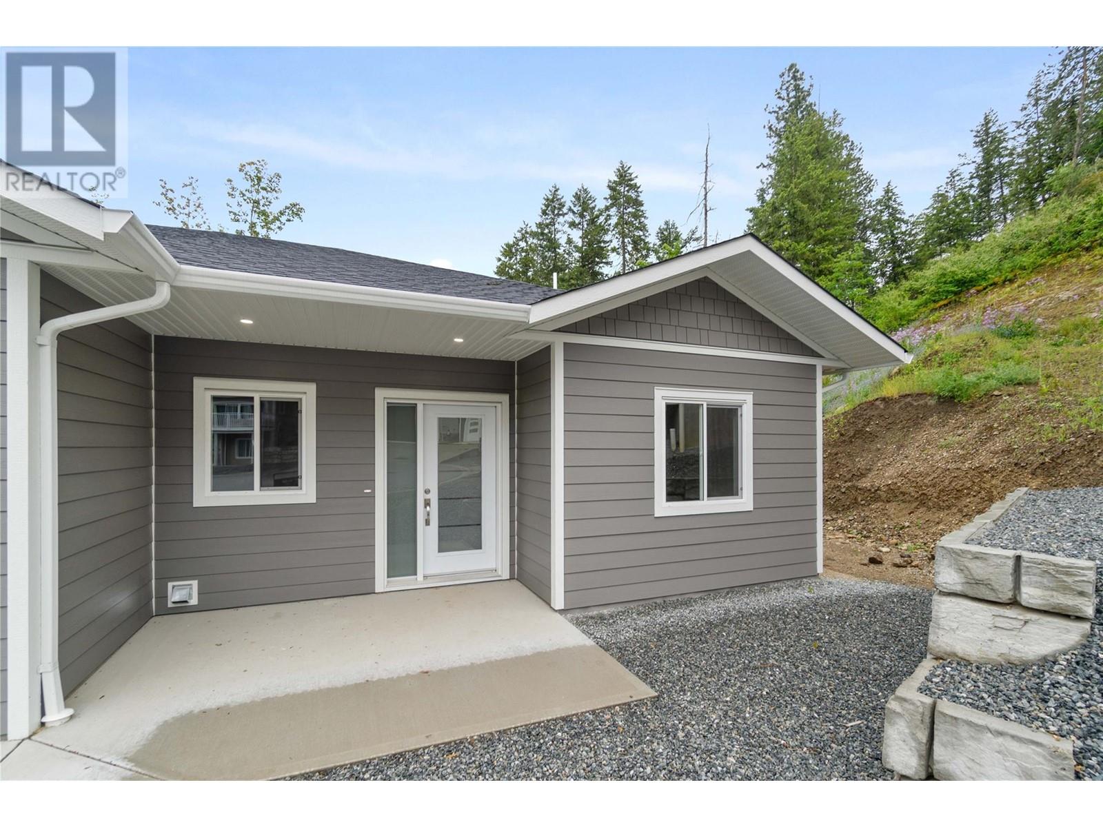Photo 23 of 806 Cliff Avenue Unit 104, Enderby BC