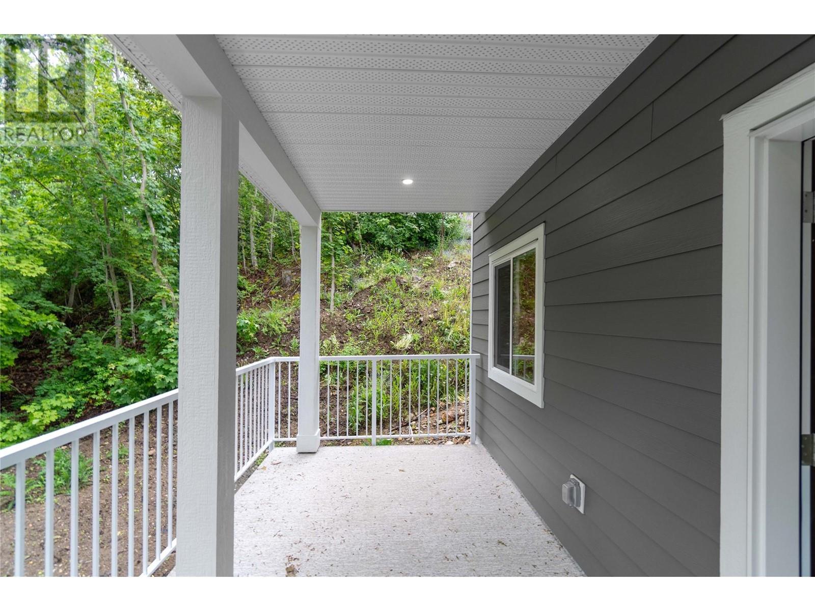 Photo 6 of 806 Cliff Avenue Unit 104, Enderby BC