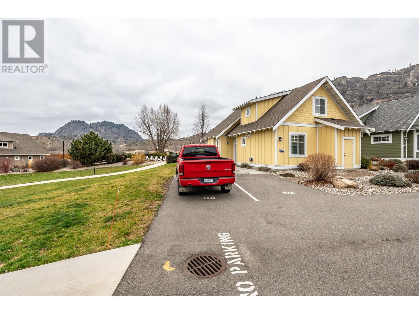 2450 RADIO TOWER Road Unit# 90, Oliver
