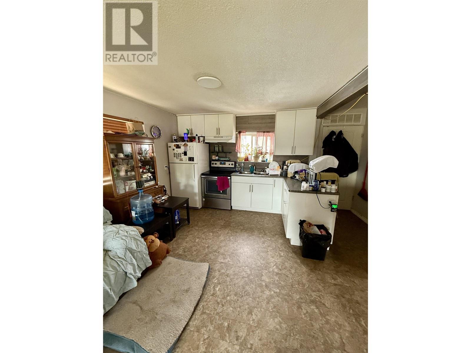 Photo 10 of 937 929 Johnson Street, Prince George BC