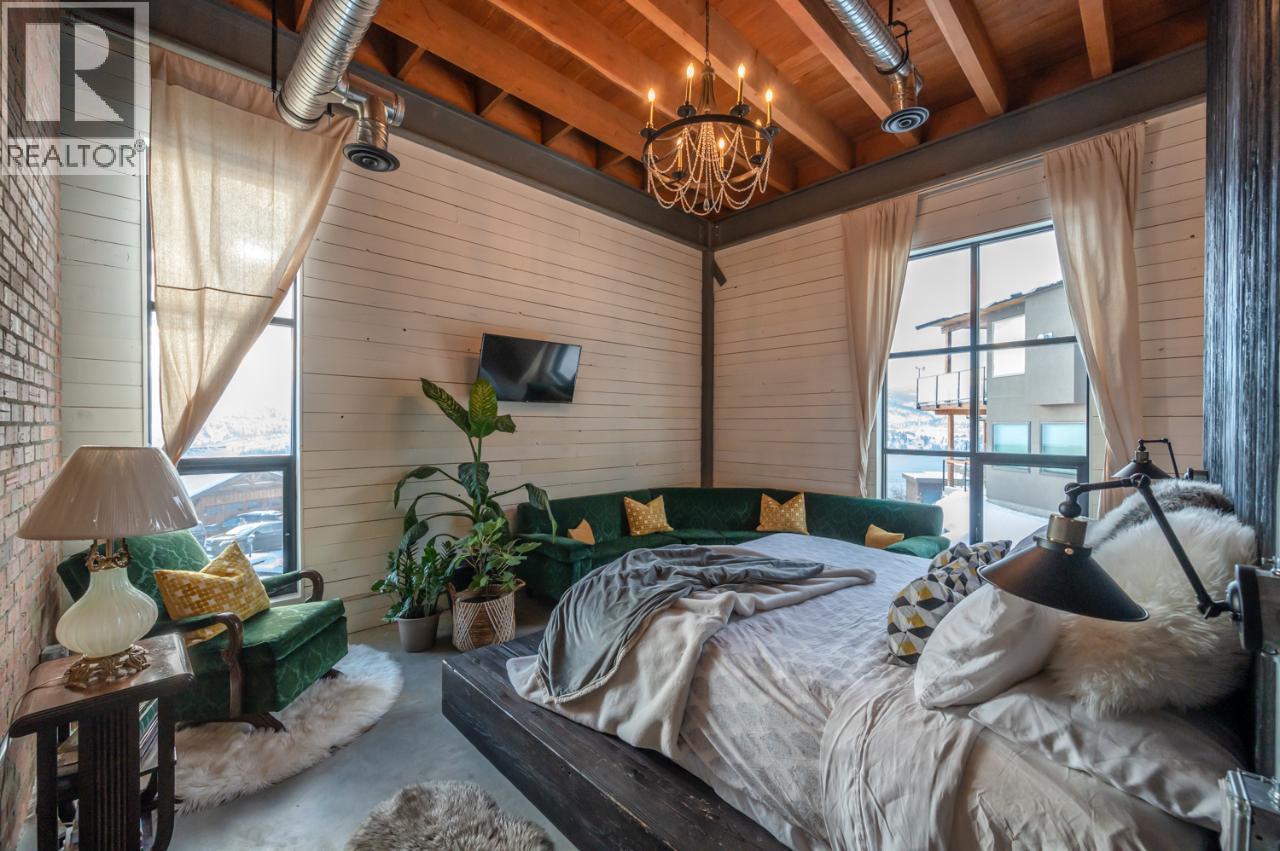 9 125 CABERNET Drive, Okanagan Falls