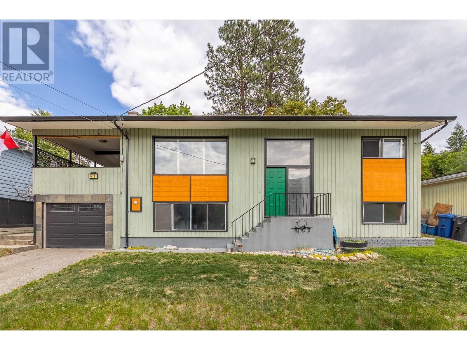 611 East Side Road, Okanagan Falls