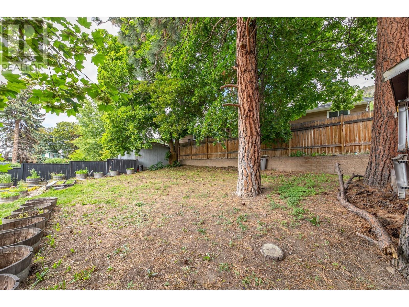  611 East Side Road, Okanagan Falls