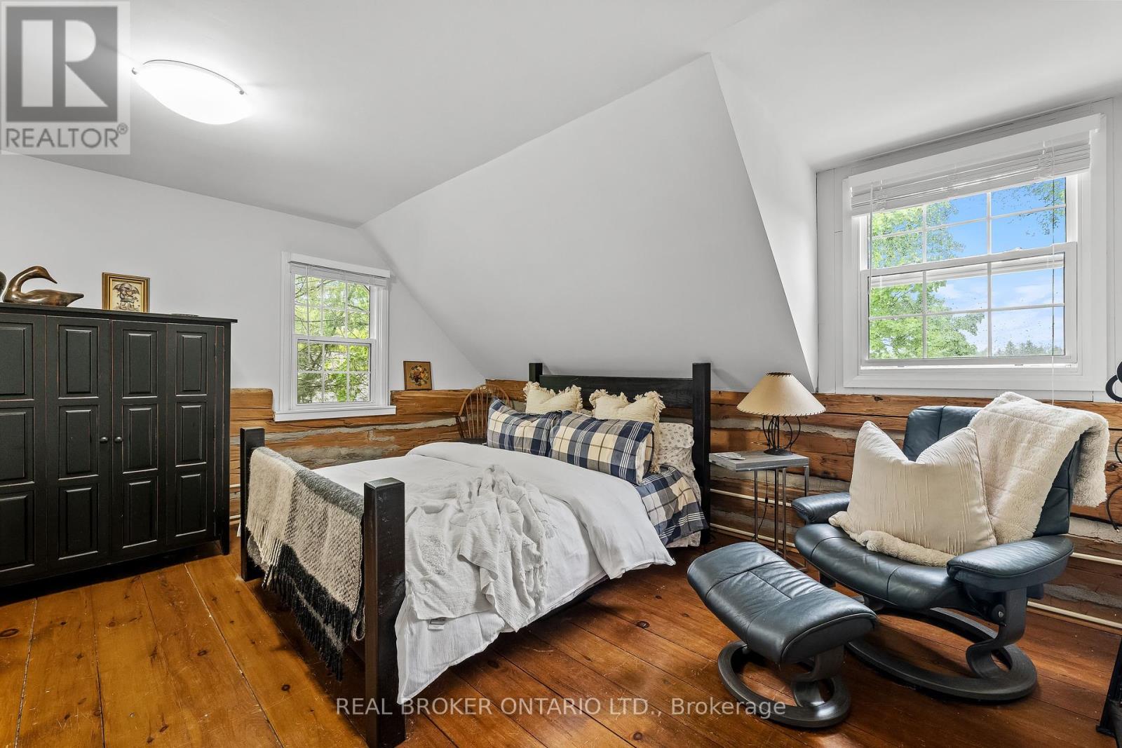 Photo 18 of 70 Cowans Crescent, Kawartha Lakes ON
