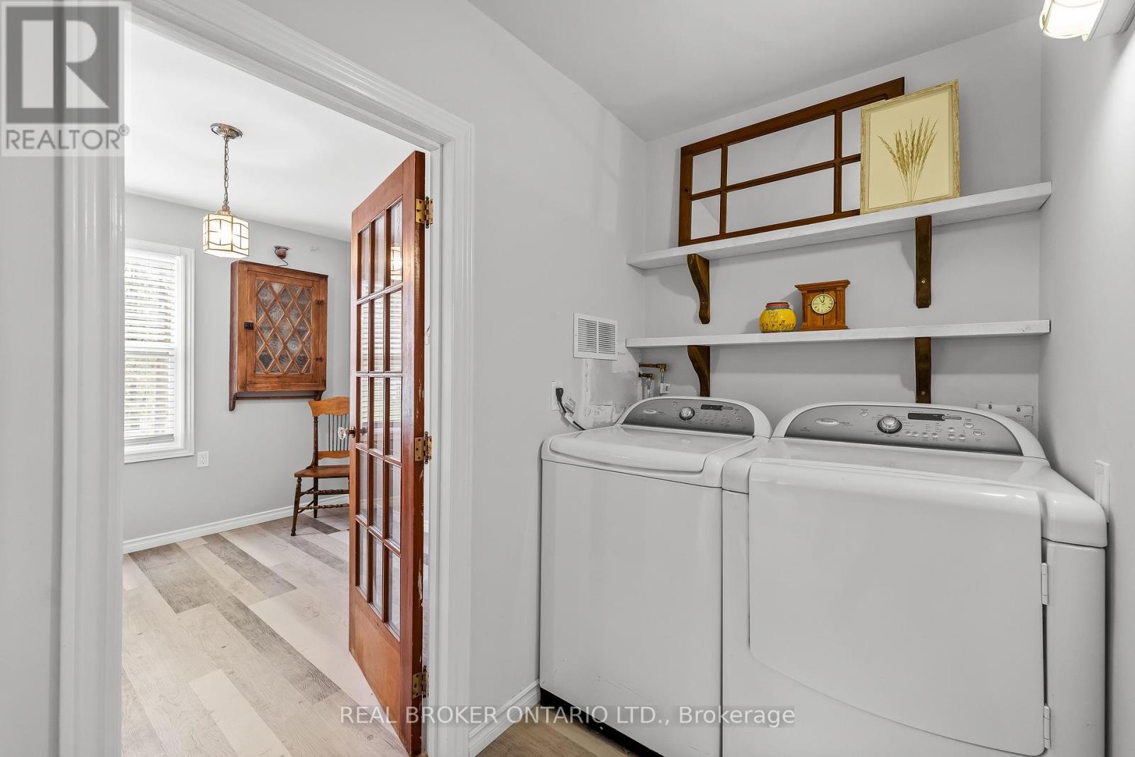 Photo 23 of 70 Cowans Crescent, Kawartha Lakes ON