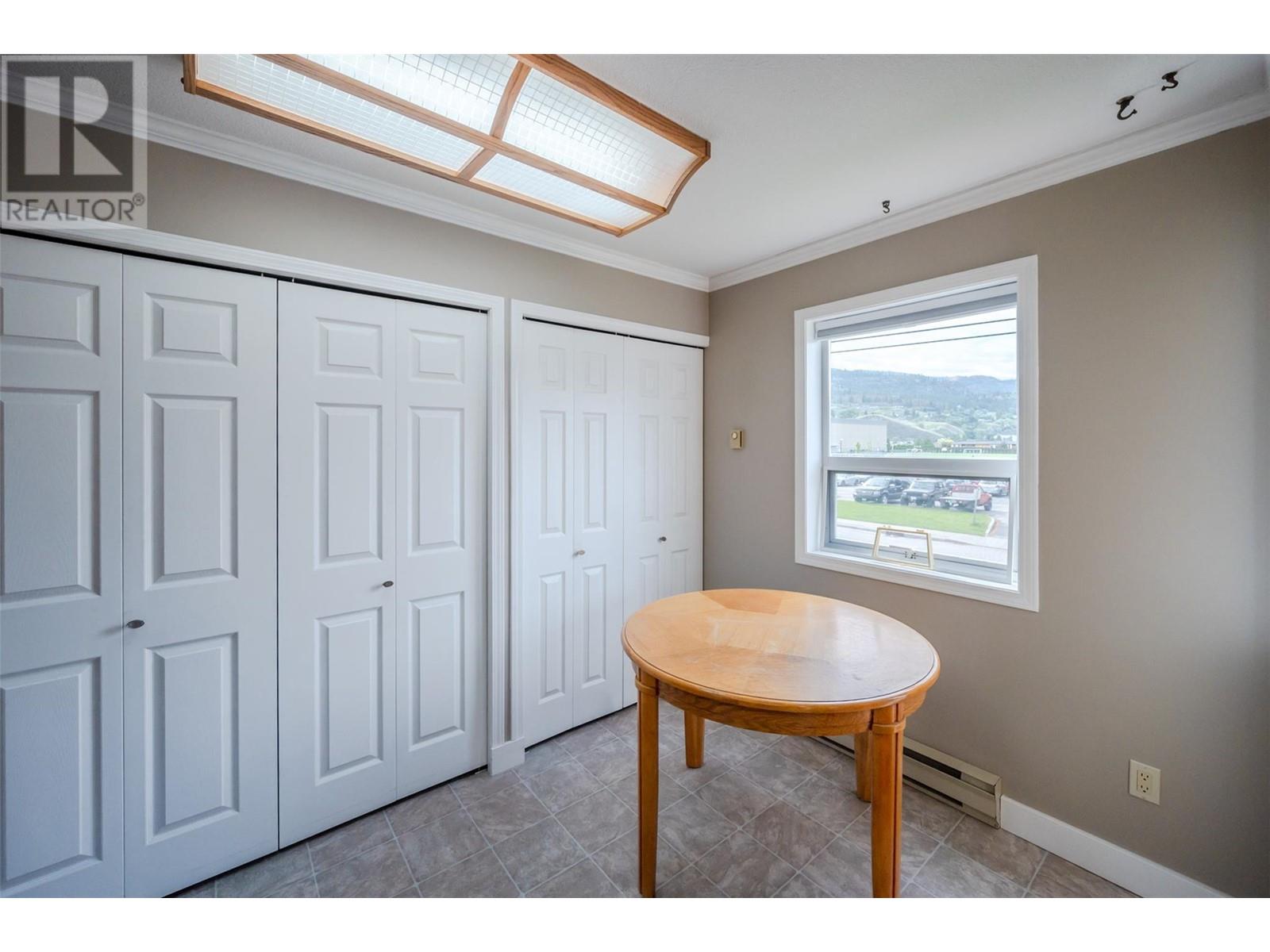201 157 Green Avenue West, Penticton
