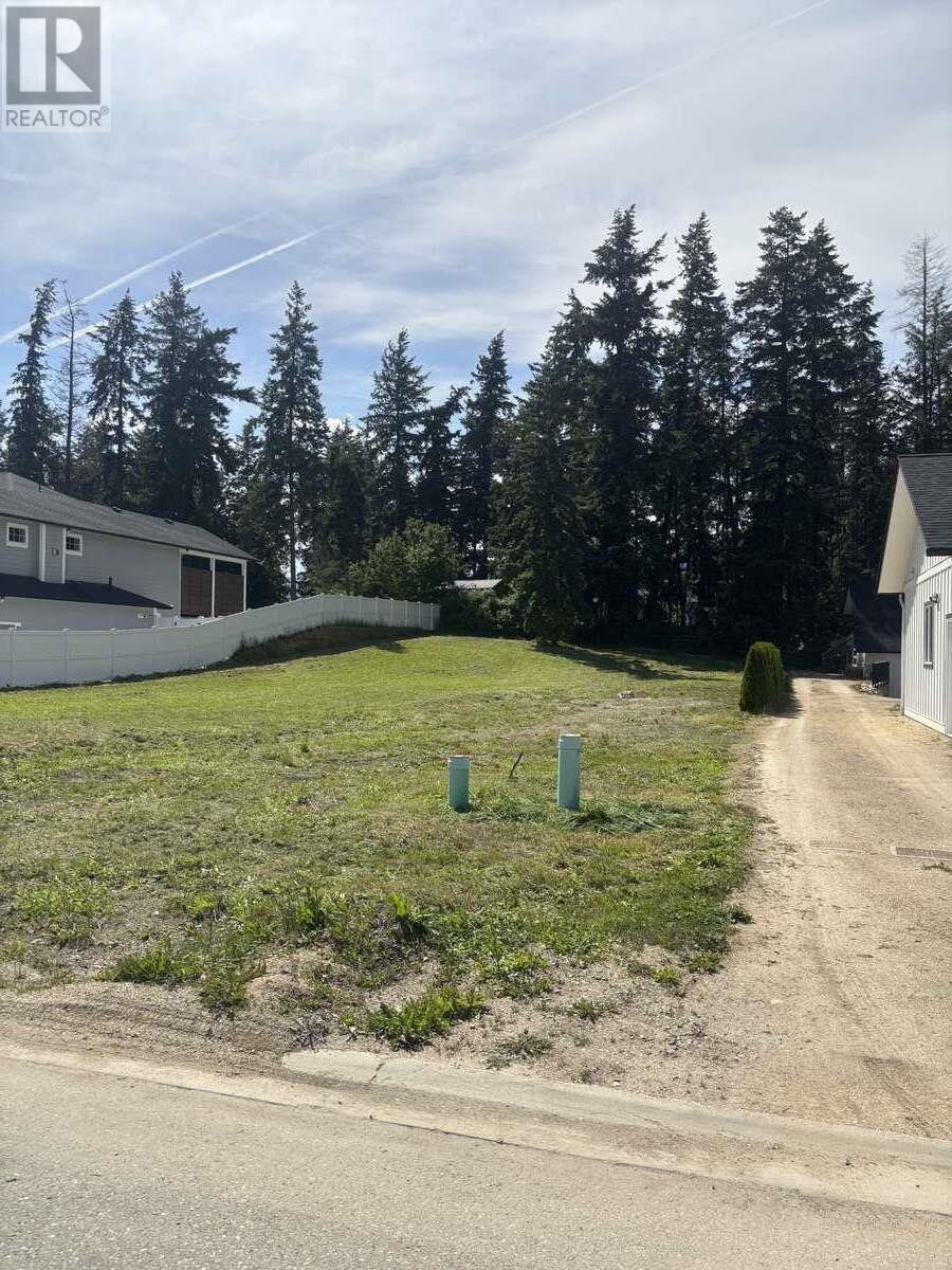 1821 22 Street Northeast, Salmon Arm