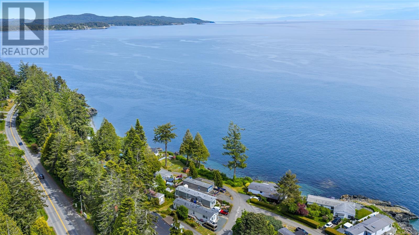 Photo 9 of 3 8177 West Coast Rd, Sooke BC