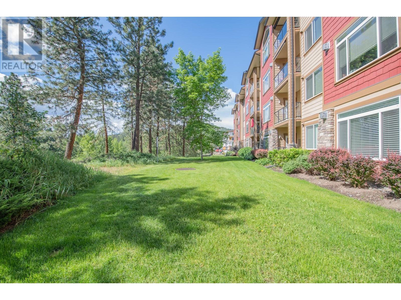 2532 Shoreline Drive Unit# 305, Lake Country