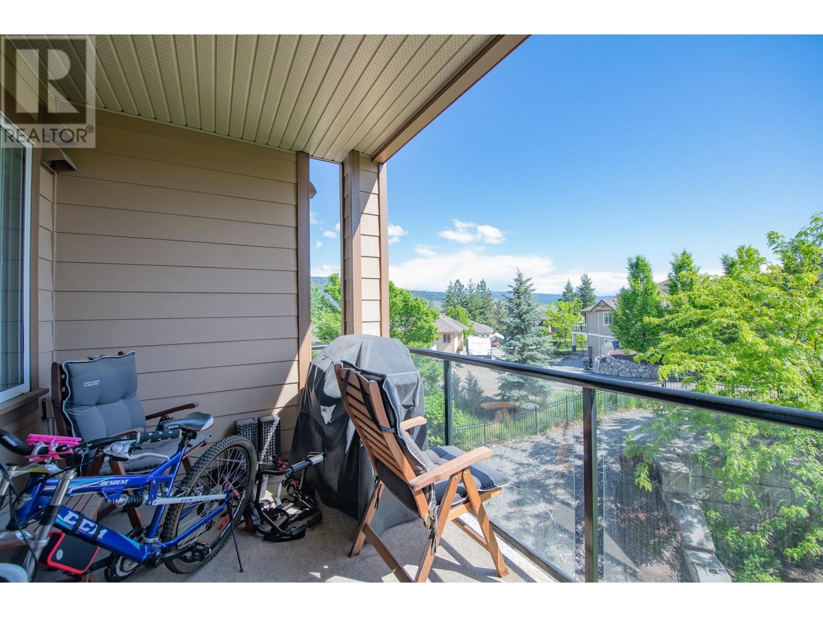 2532 Shoreline Drive Unit# 305, Lake Country