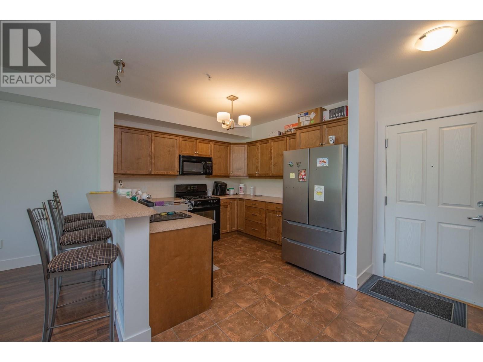 2532 Shoreline Drive Unit# 305, Lake Country