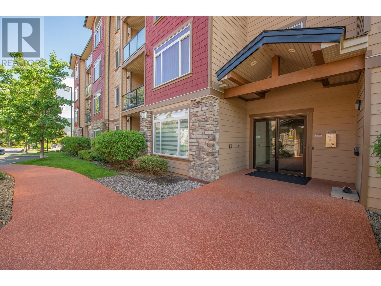 2532 Shoreline Drive Unit# 305, Lake Country