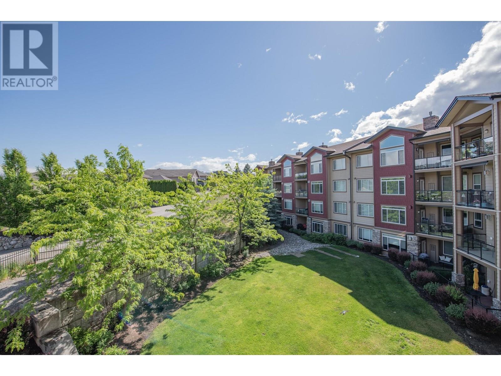305 2532 Shoreline Drive, Lake Country