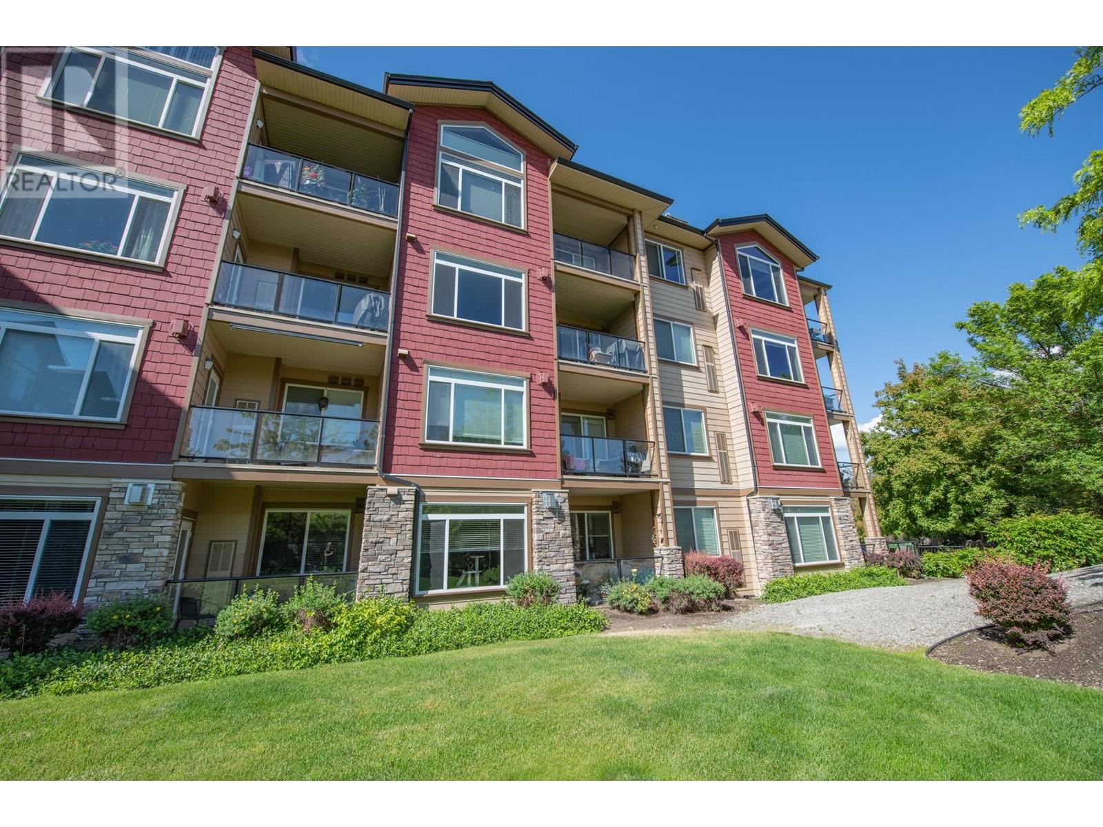 2532 Shoreline Drive Unit# 305, Lake Country