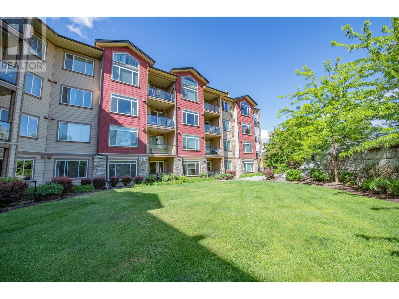 2532 Shoreline Drive Unit# 305, Lake Country