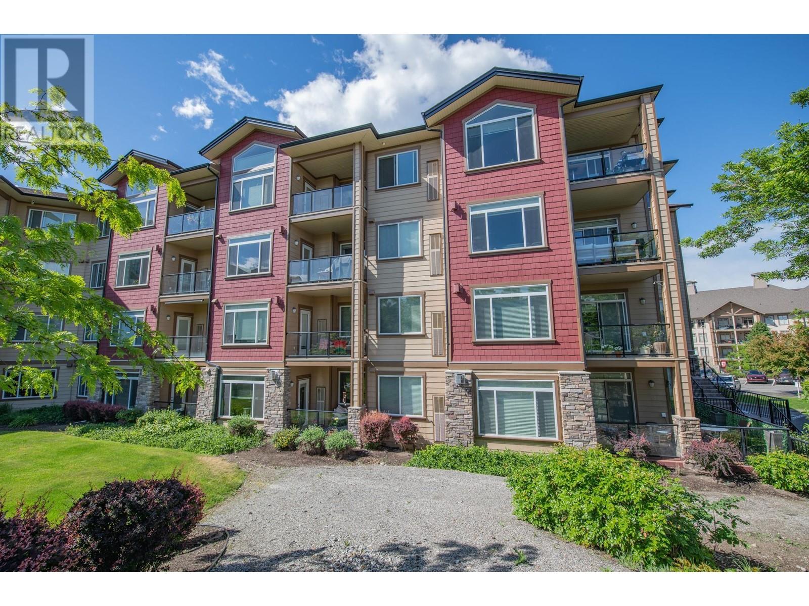 2532 Shoreline Drive Unit# 305, Lake Country