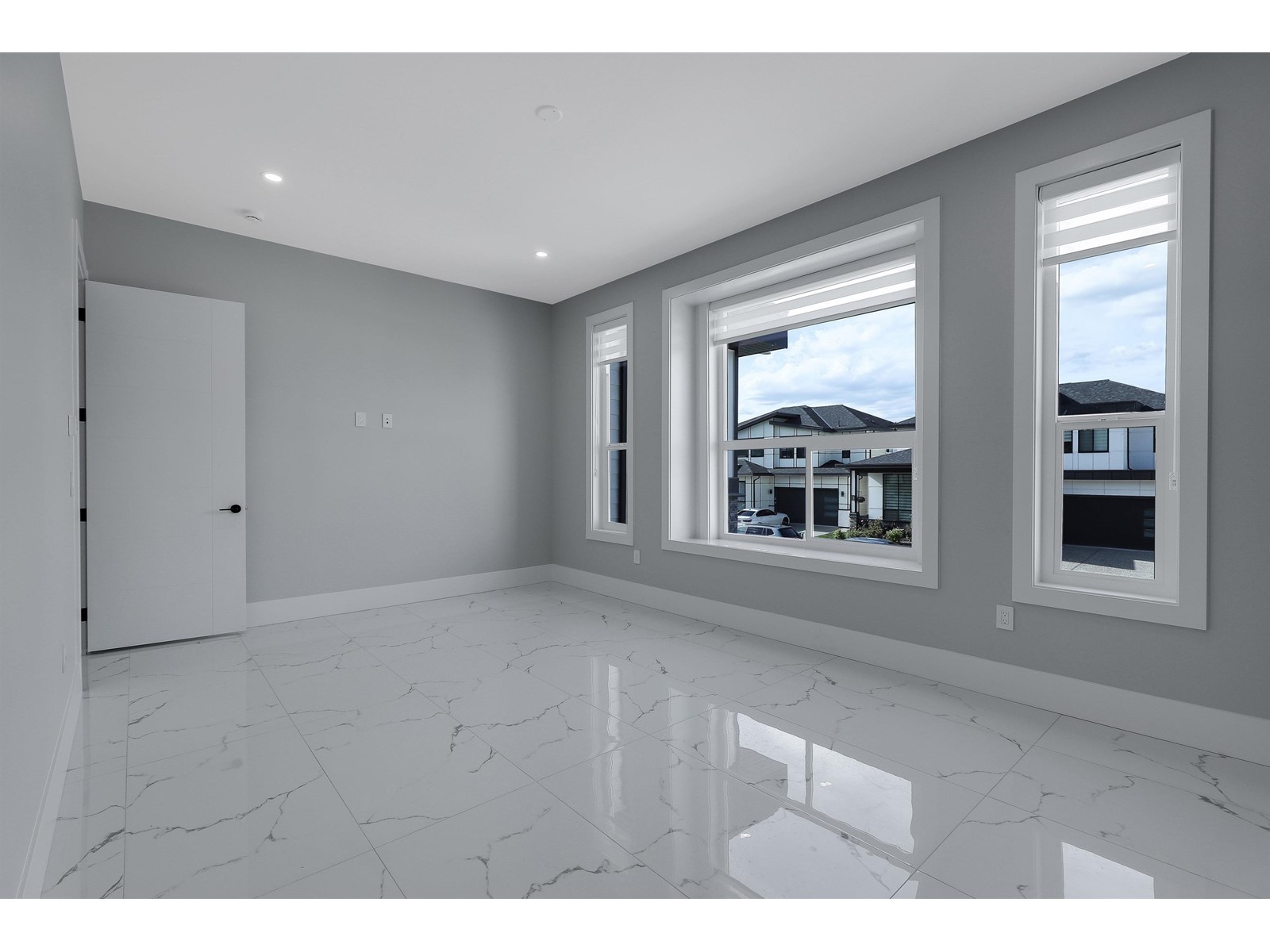 Photo 9 of 14750 62 A Avenue, Surrey BC