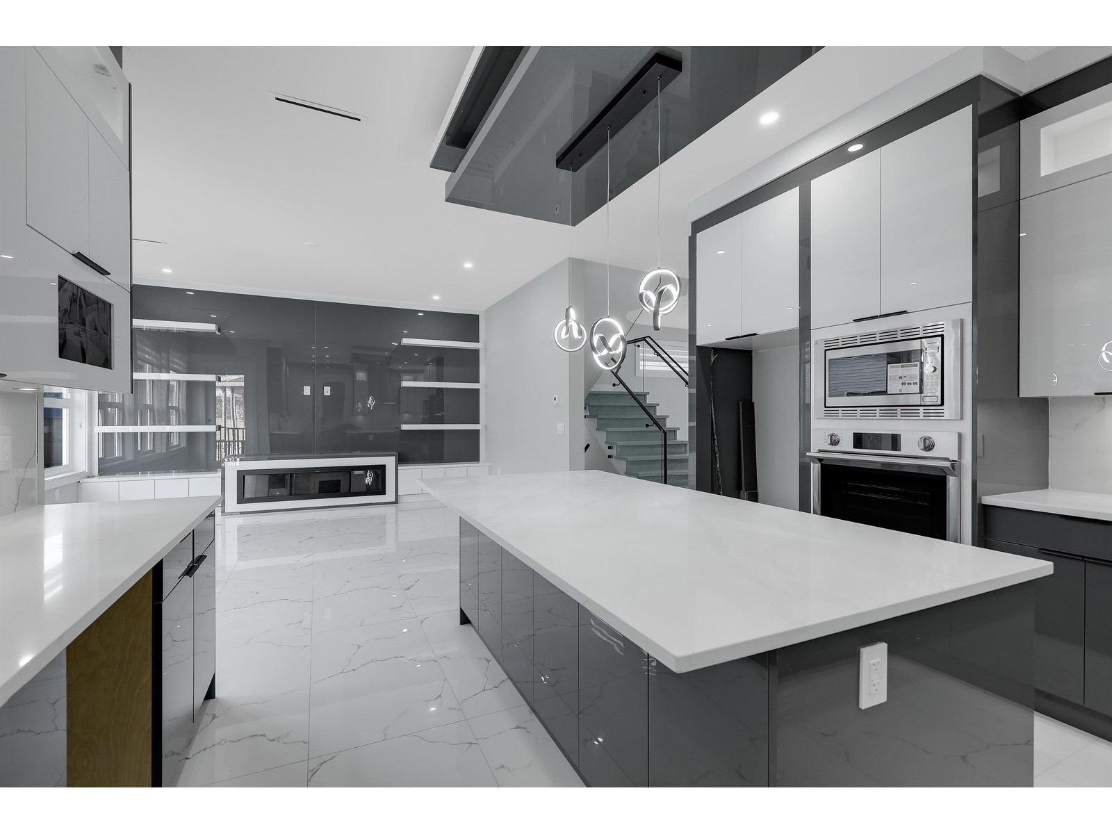 Photo 14 of 14750 62 A Avenue, Surrey BC