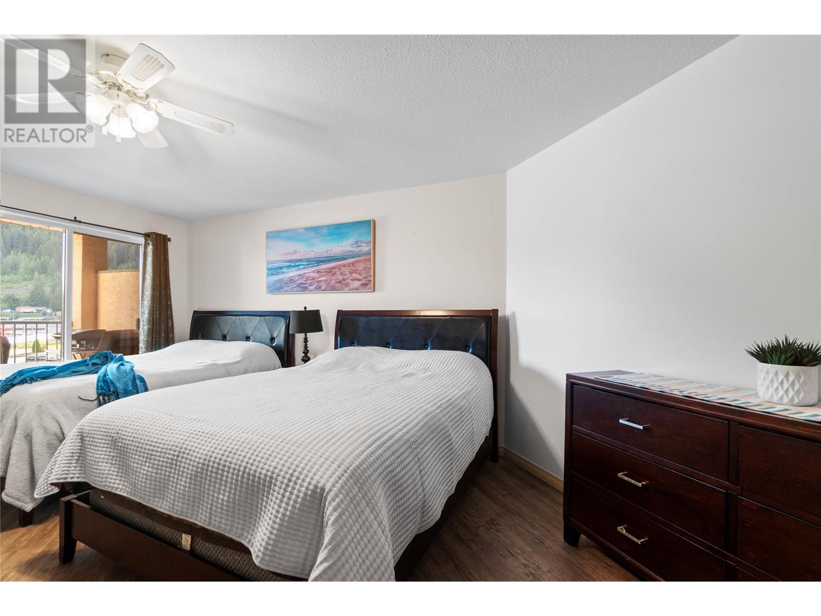 221 1002 Riverside Avenue, Sicamous