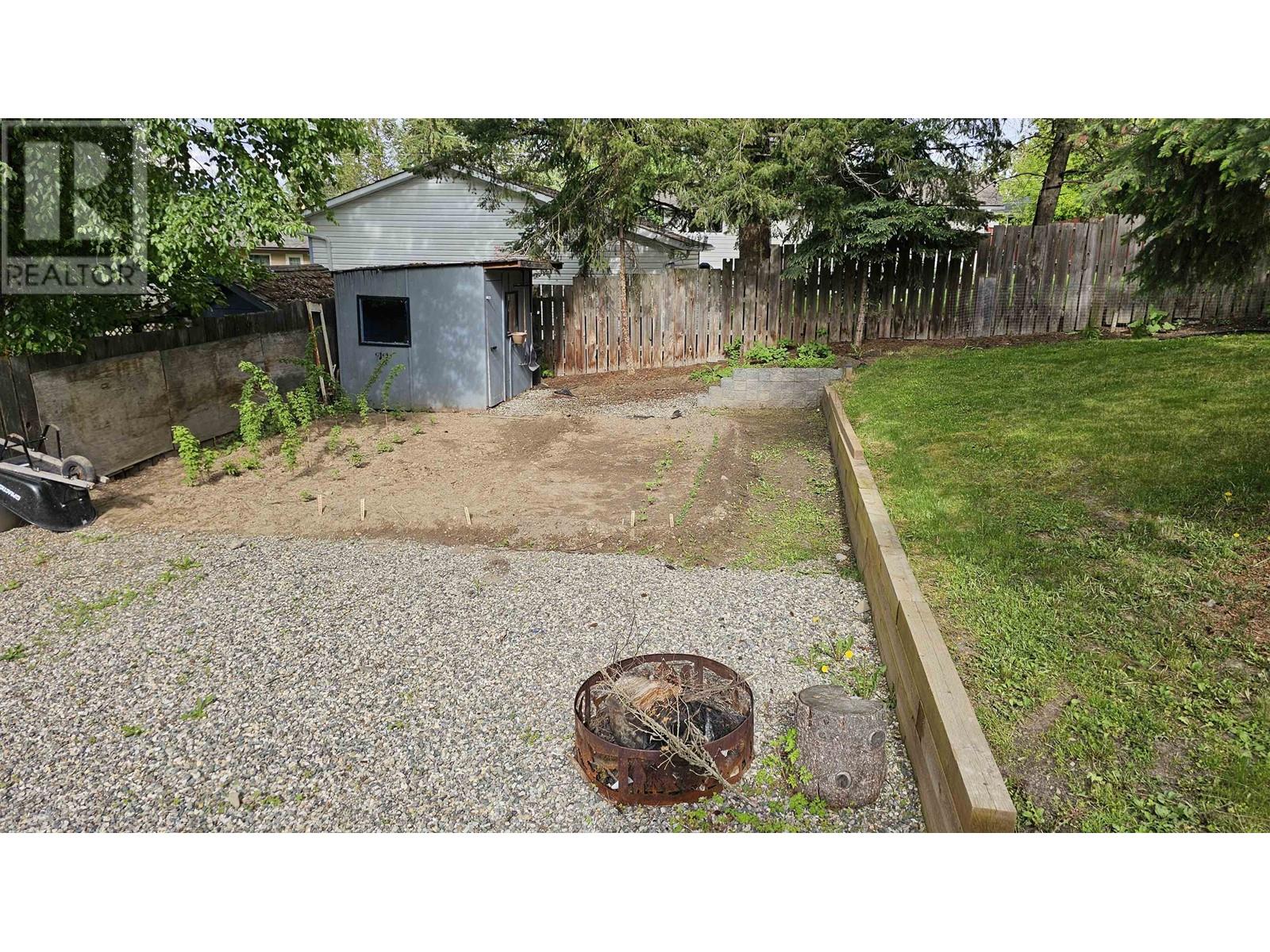 560 PERRY STREET, Quesnel