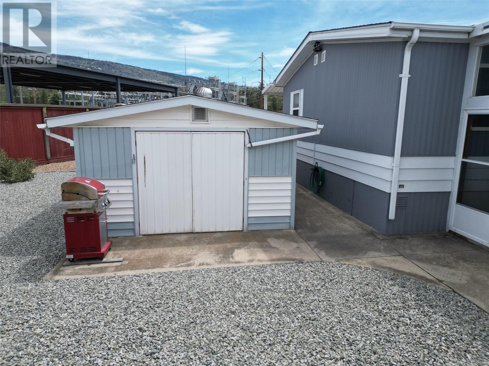 104 6601 Tucelnuit Drive, Oliver