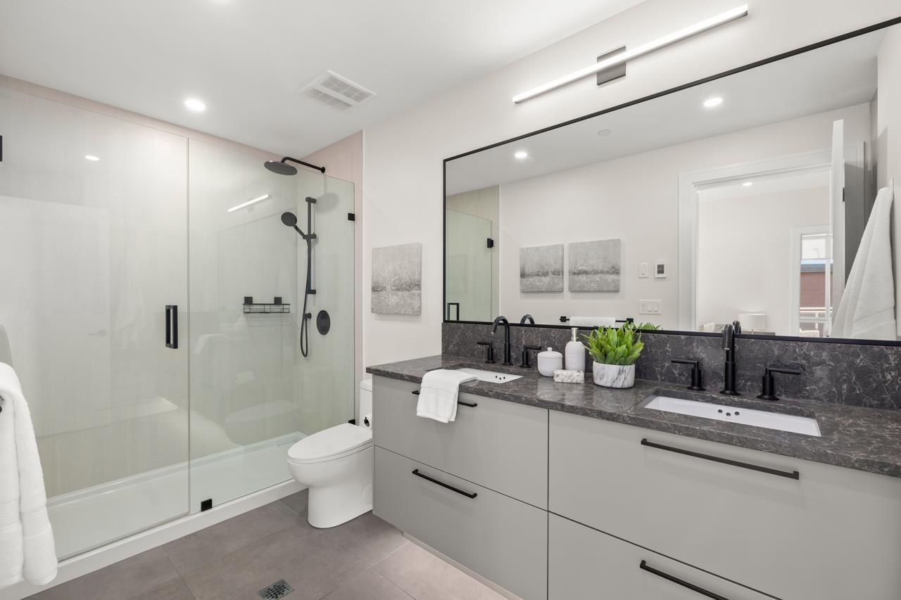 Photo 16 of 210 20416 Park Avenue, Langley BC