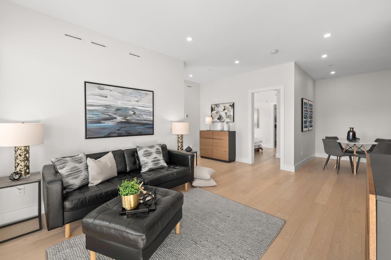 Photo 10 of 210 20416 Park Avenue, Langley BC