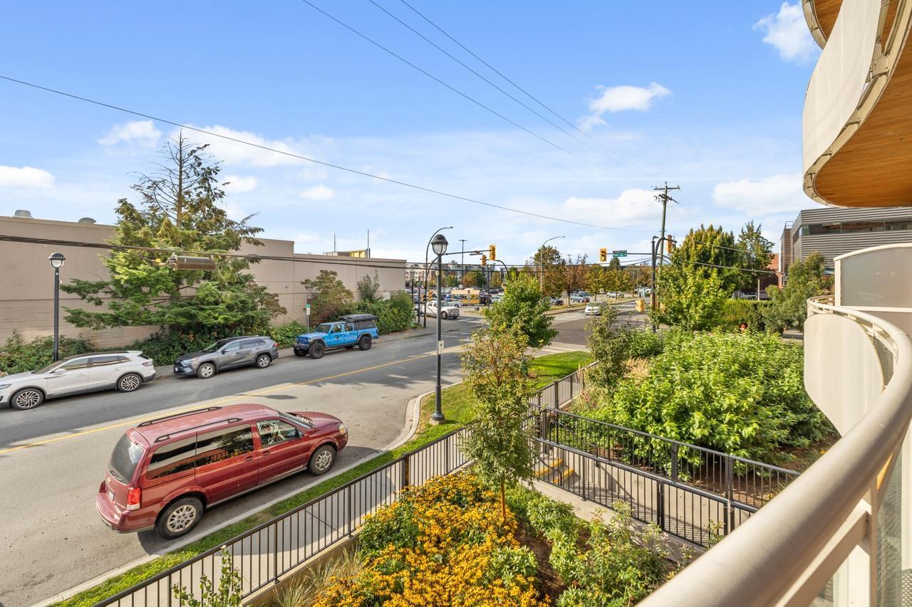 Photo 24 of 210 20416 Park Avenue, Langley BC
