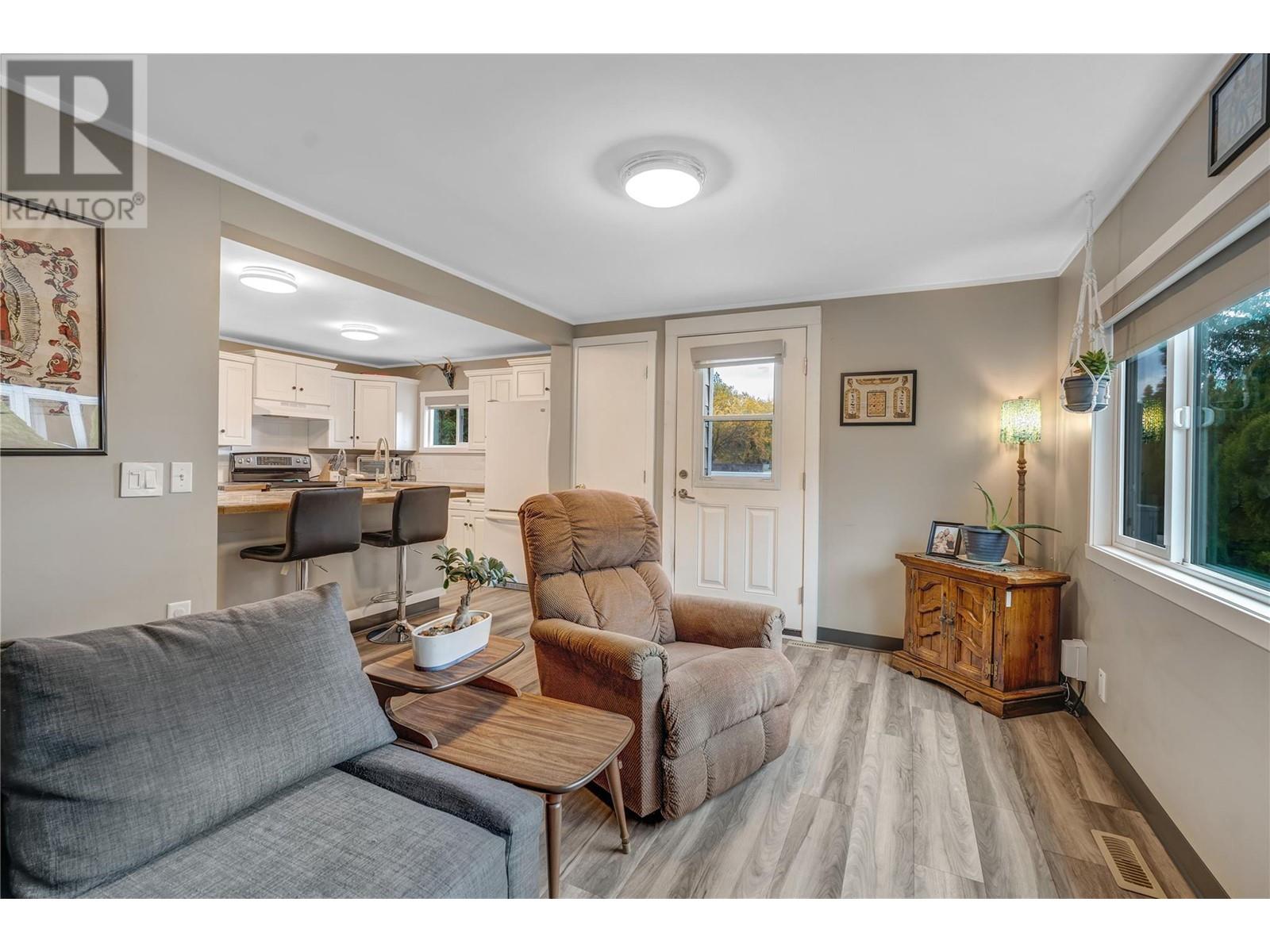  4740 Mimac Court, Okanagan Falls