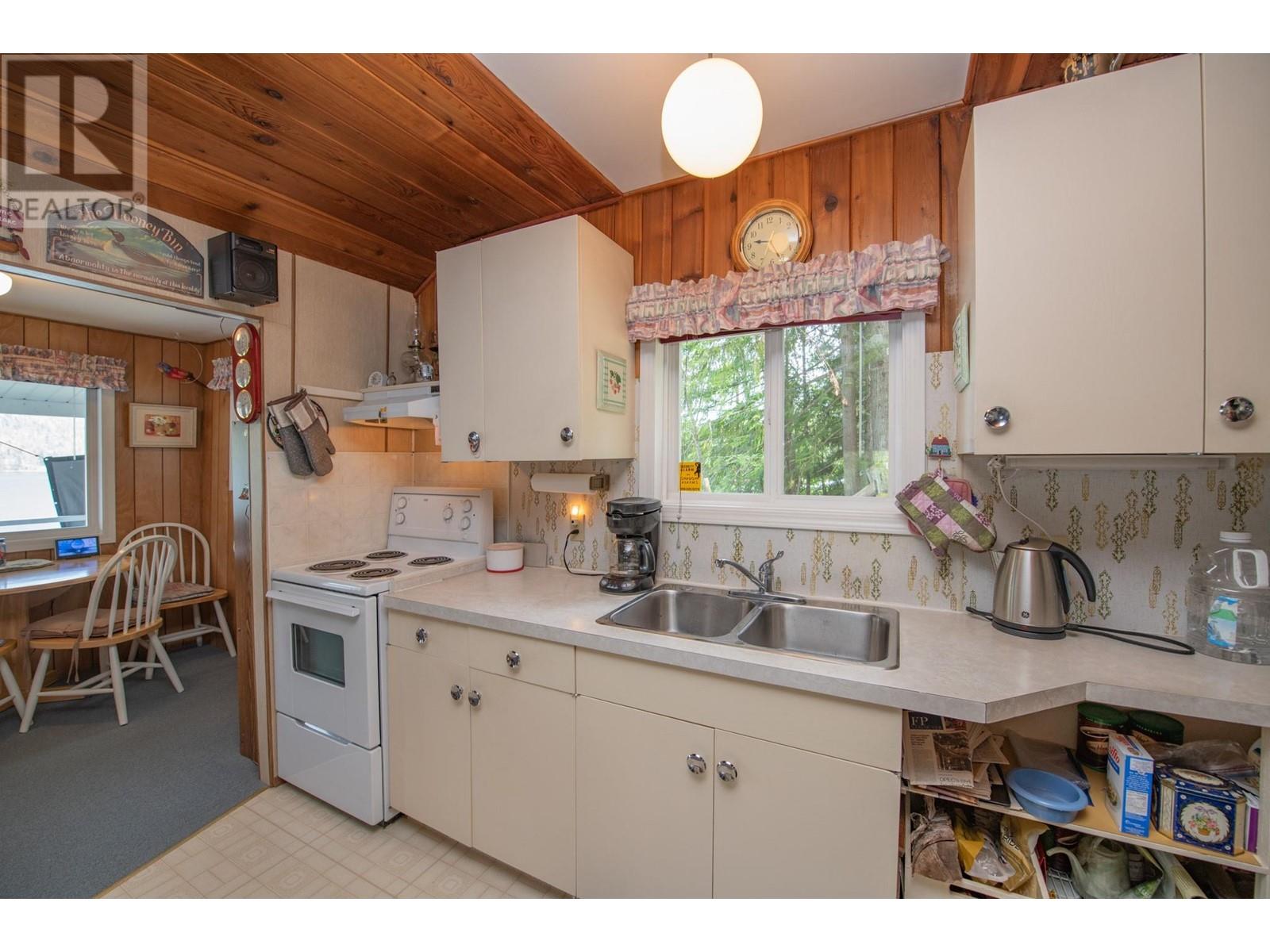 3598 Mabel Lake Road, Lumby