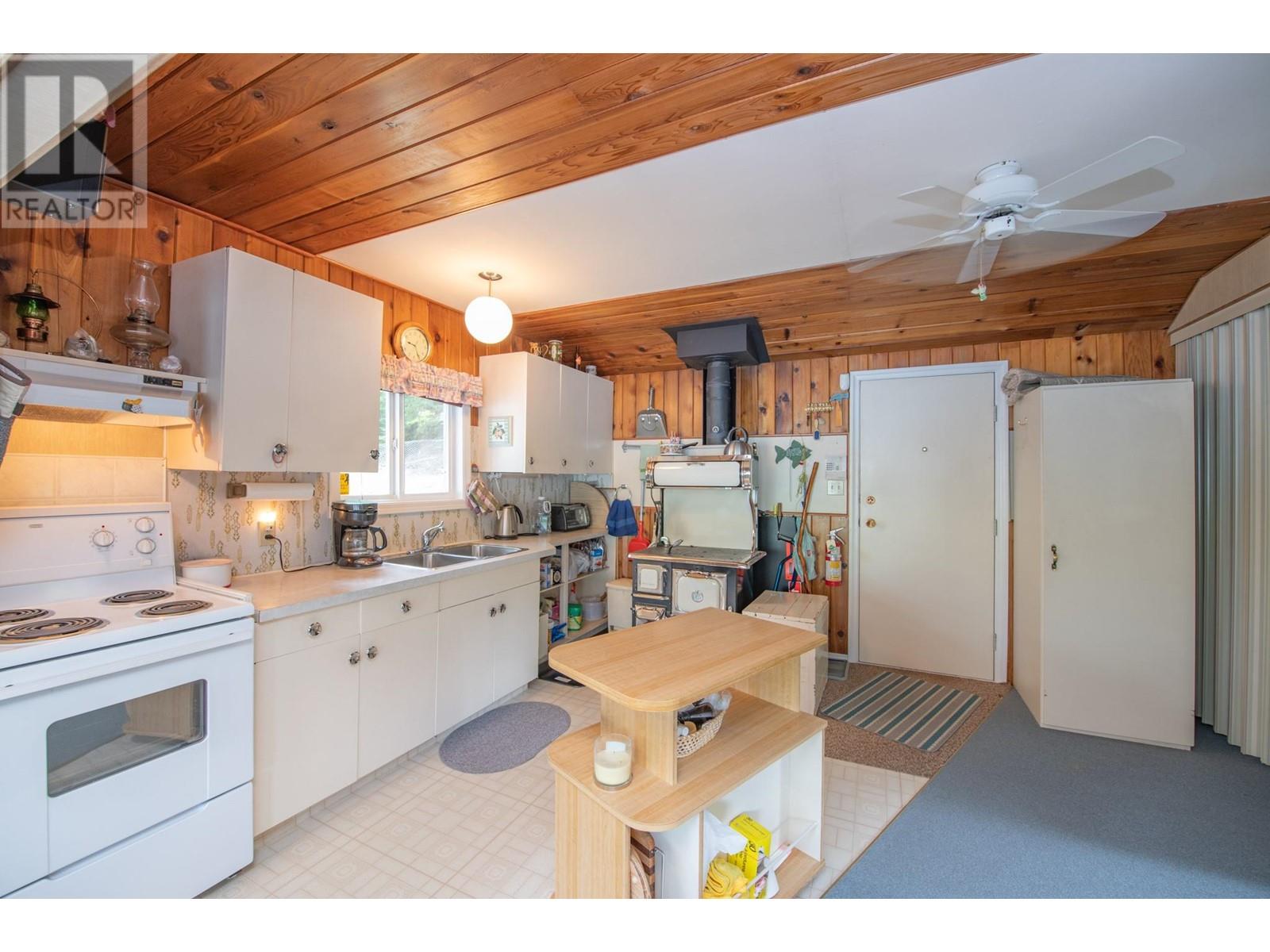 3598 Mabel Lake Road, Lumby