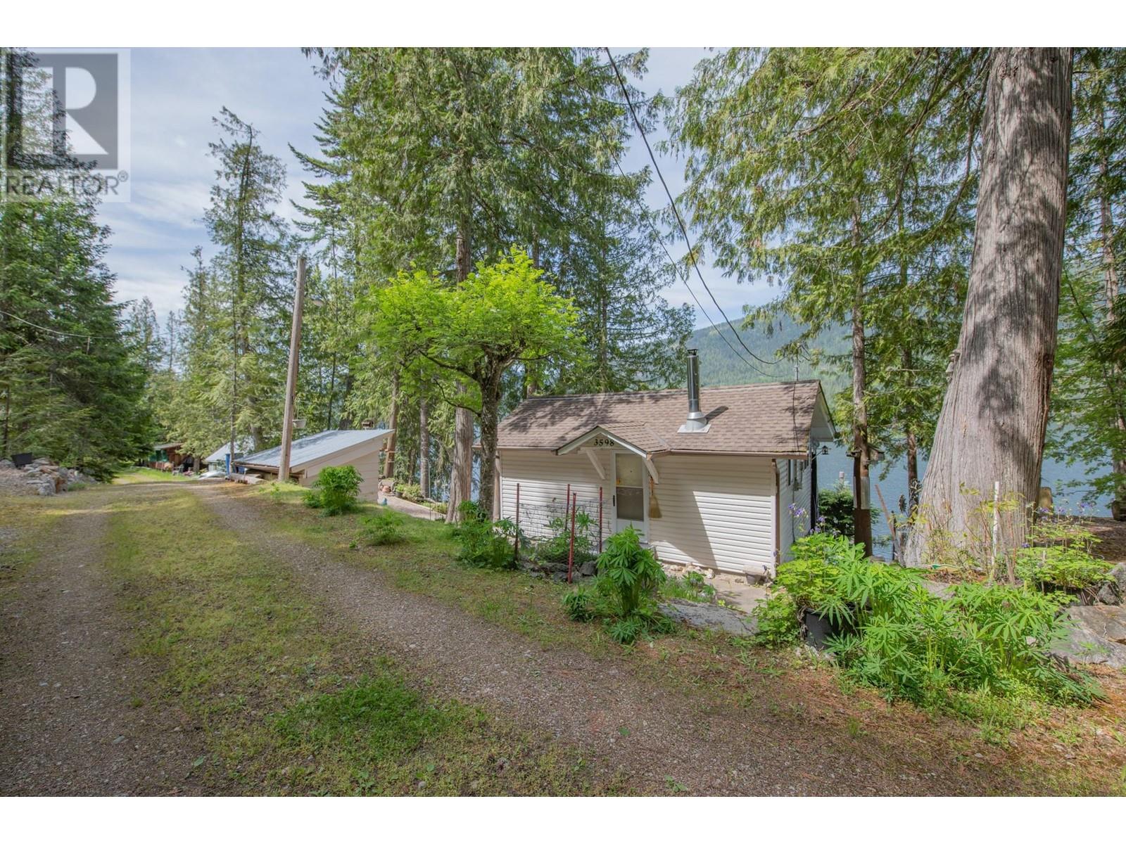 3598 Mabel Lake Road, Lumby