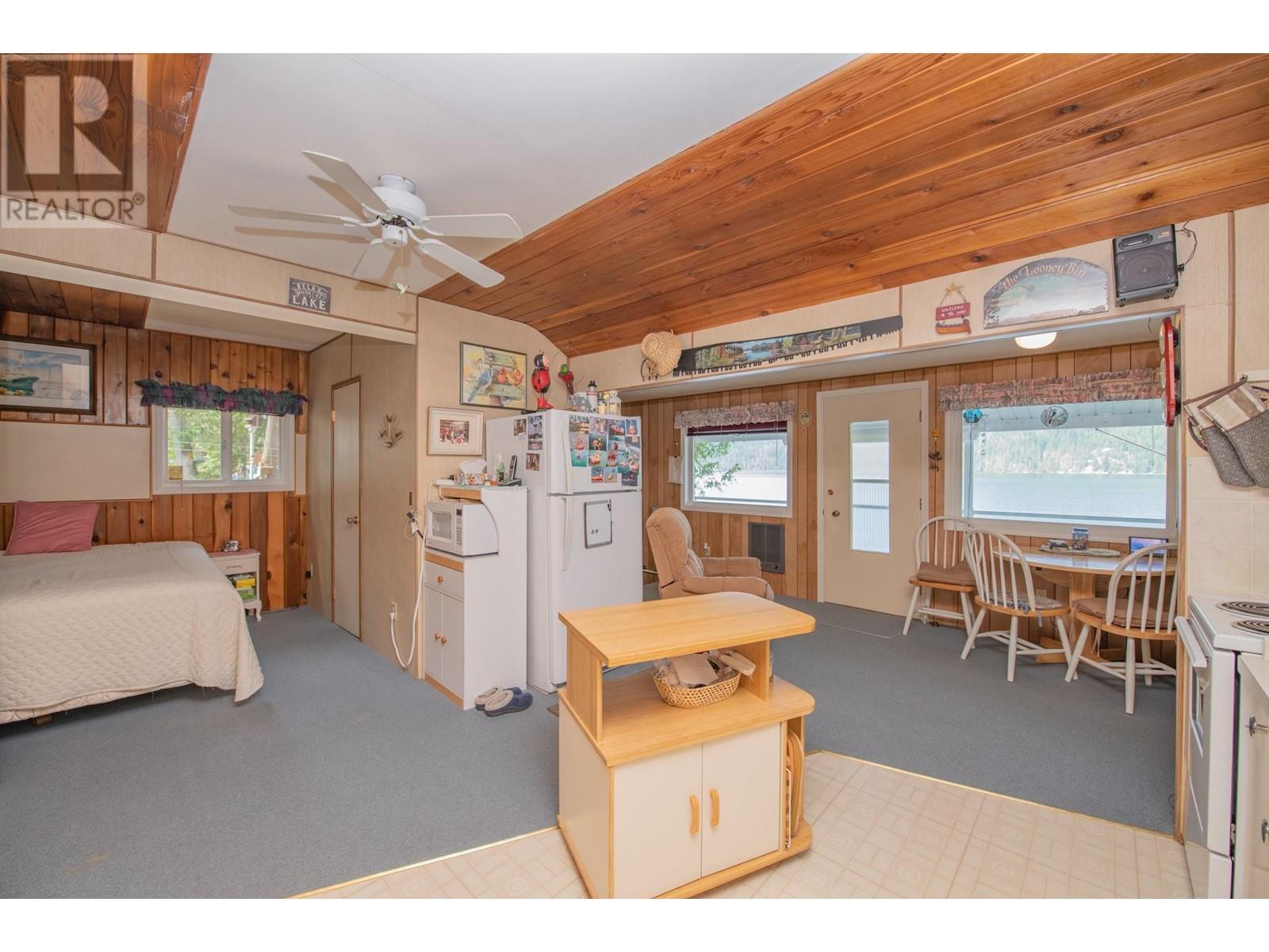 3598 Mabel Lake Road, Lumby