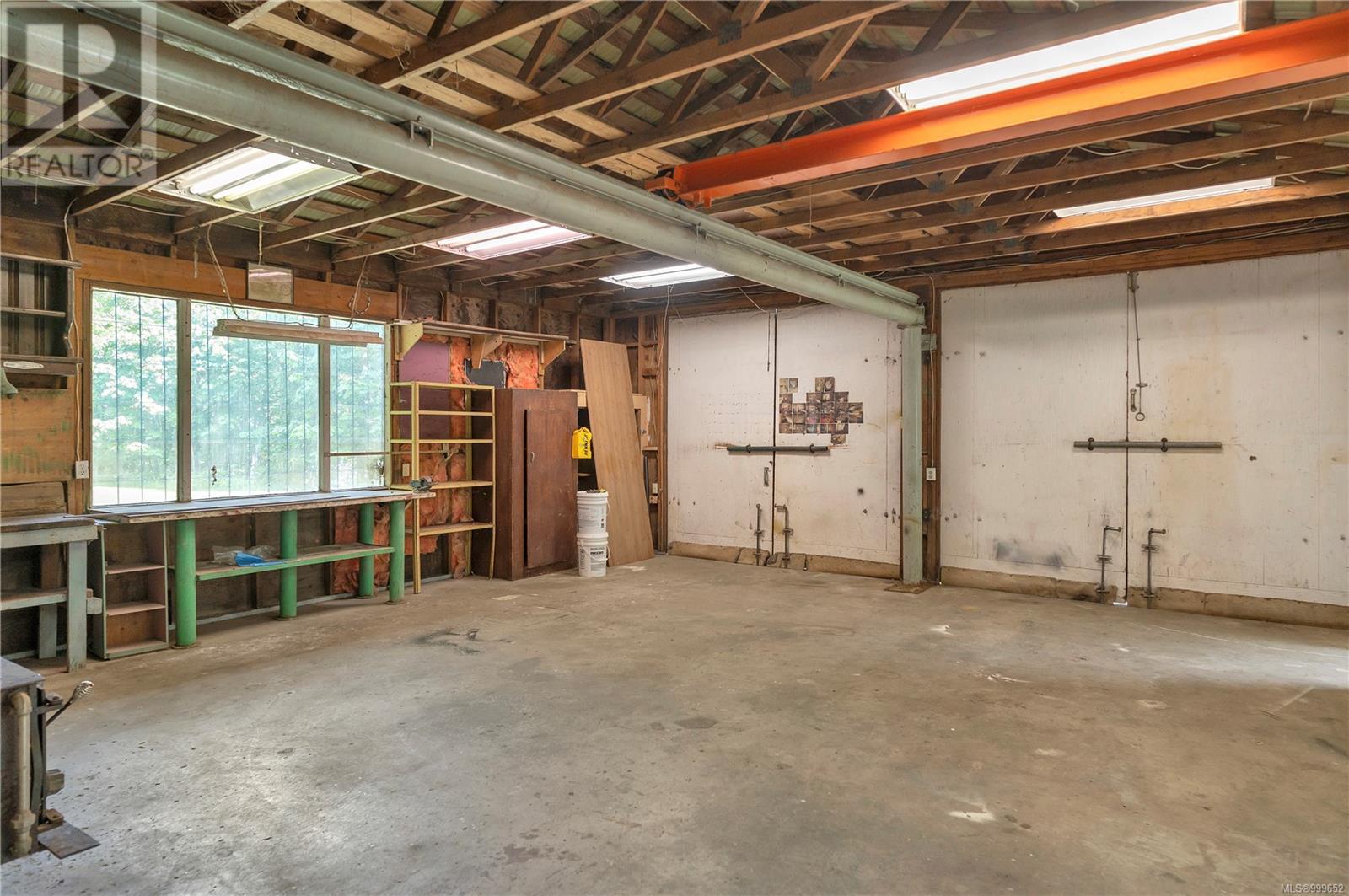 1175 Petersen Rd, Campbell River